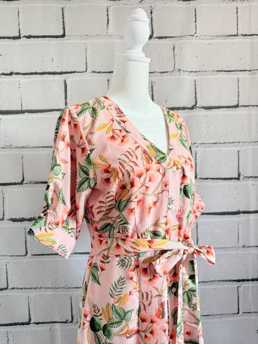 LOFT Pink Floral Tie Waist Midi Dress Size 2 Lined Button Front - Picture 7 of 13